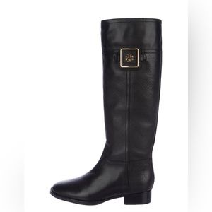 Tory Burch boots with round toes